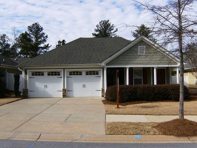 1st image of 106 Cottage Club Dr