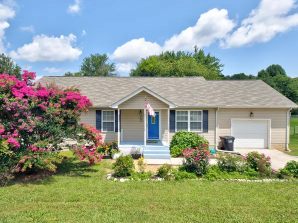 1407 Thatcher Rd, Soddy Daisy, TN 37379