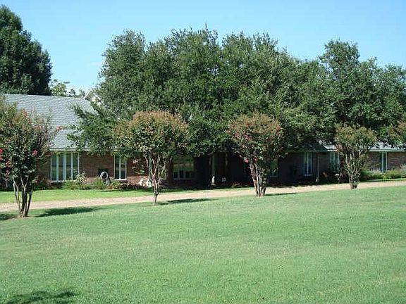 5th image of 4111 Pecan Orchard Dr