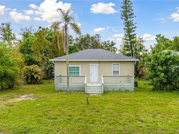 4028 Desoto Ave, Fort Myers, FL 33916