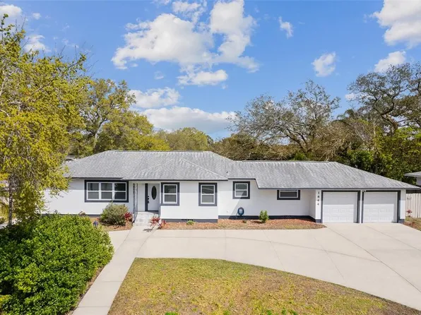1644 Cleveland St, Clearwater, FL 33755