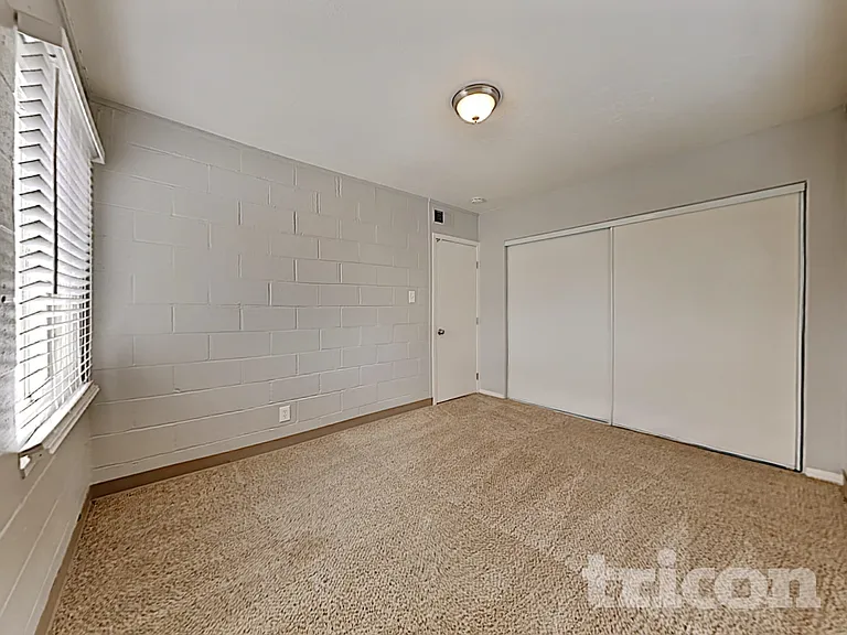 5307 Esmeralda St — Photo 11