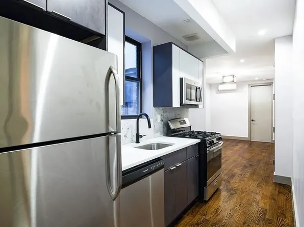 1715 Gates Ave #2R, Ridgewood, NY 11385