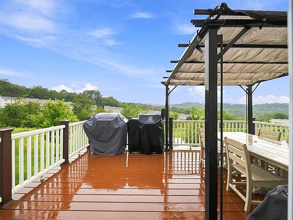 4th image of 2503 Canterbury Dr
