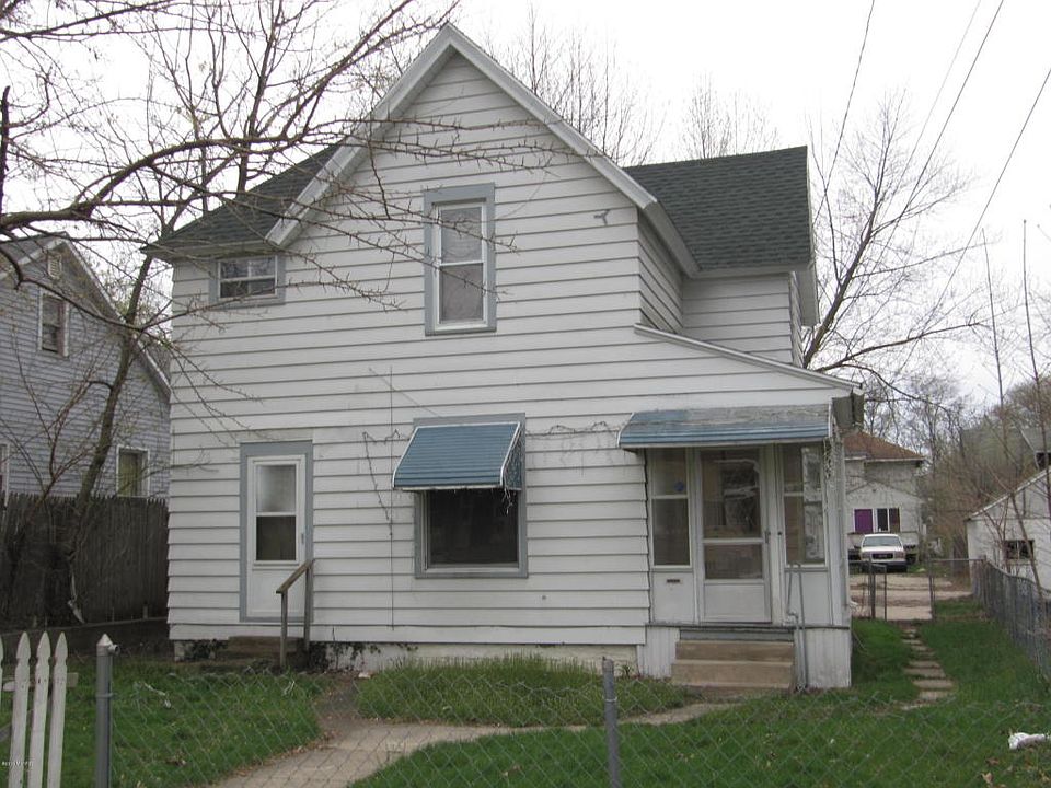 1st image of 2027 Palace Ave SW