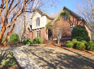 9041 Park Crest Rd, Vestavia, AL 35242