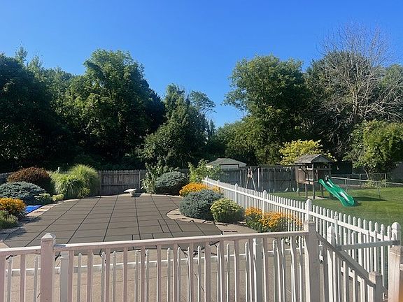 2nd image of 5945 King Hill Dr