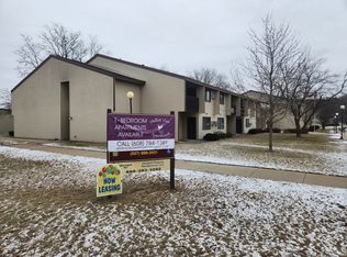 200 S Erickson St #114-19, Houston, MN 55943