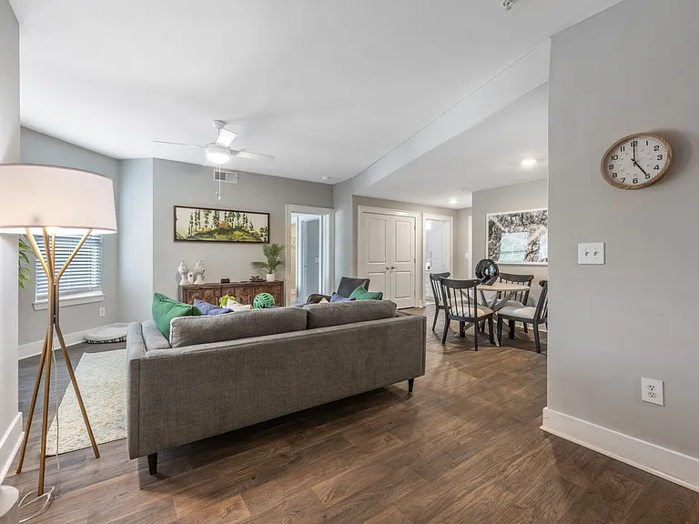 Peninsula at Buckhead