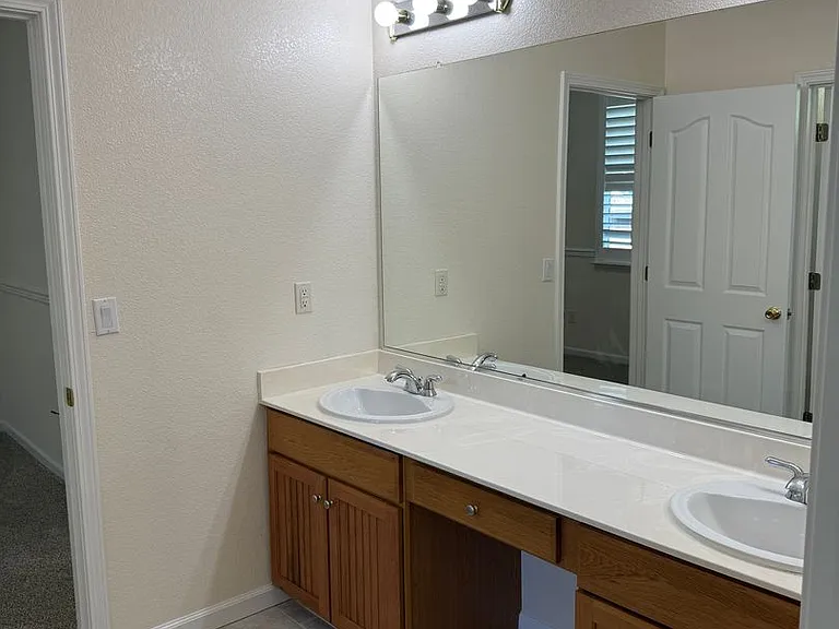 3297 Rock Creek Way — Photo 18
