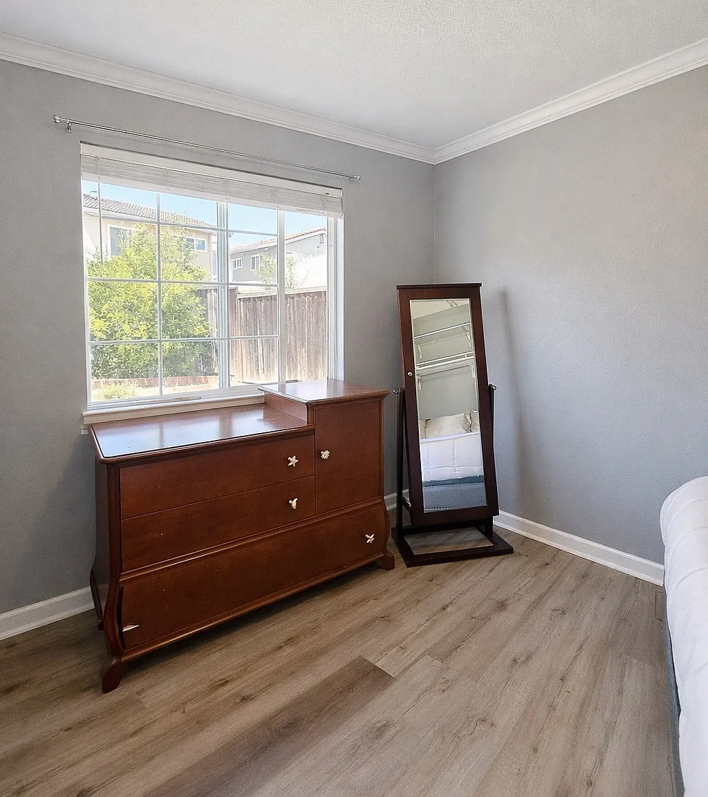341 Avenida Pinos — Photo 4