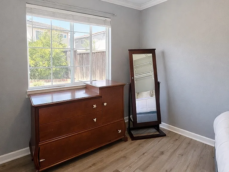 341 Avenida Pinos — Photo 4