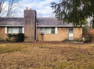 1904 Larkin Rd, Upper Chichester, PA 19061