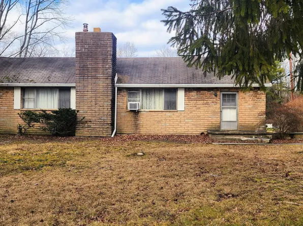 1904 Larkin Rd, Upper Chichester, PA 19061