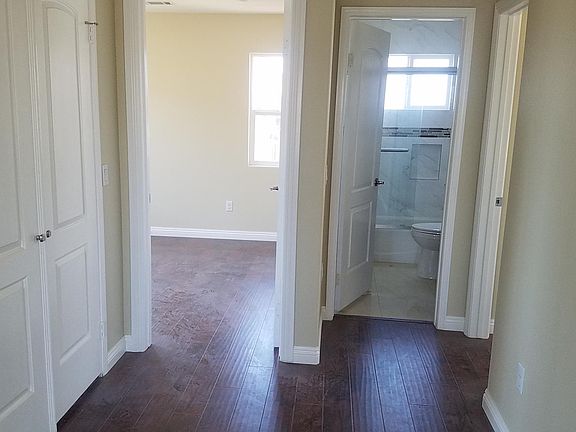 3rd image of 7211 Wyoming St
