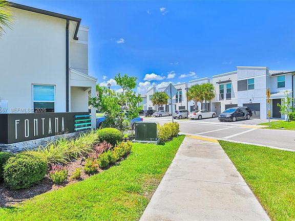 2nd image of 3506 Joshua Tree St #3506