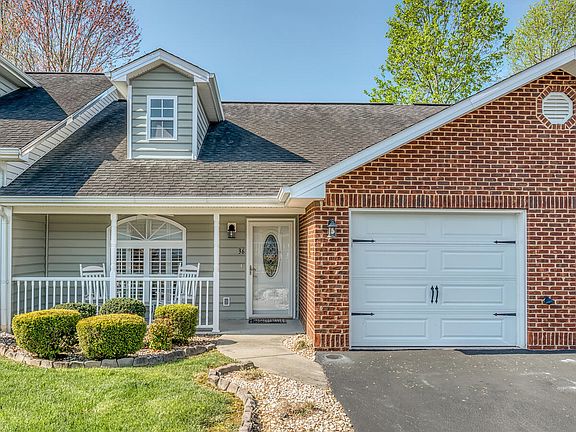 2nd image of 36 Sagewood Ct #14