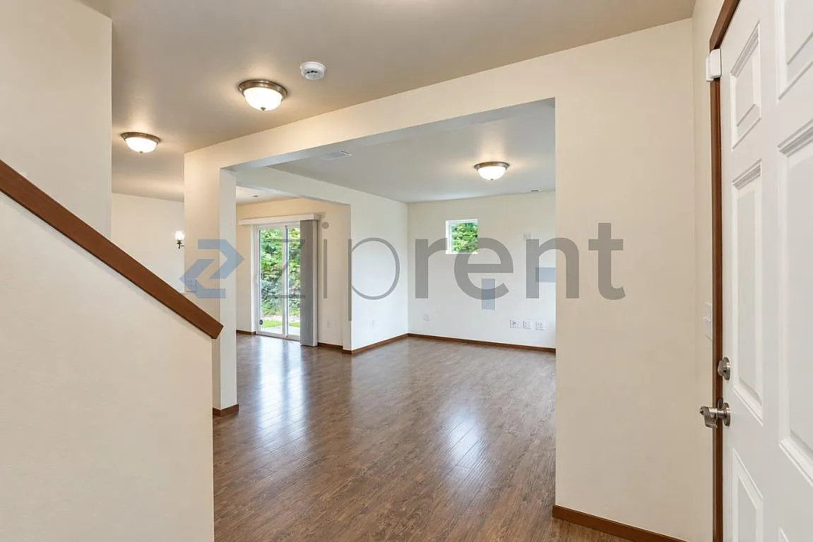 Quarter Sw Subdivision — Photo 2