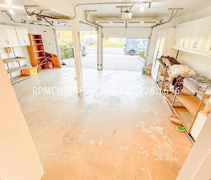 23821 Stanhurst Ave — Photo 46