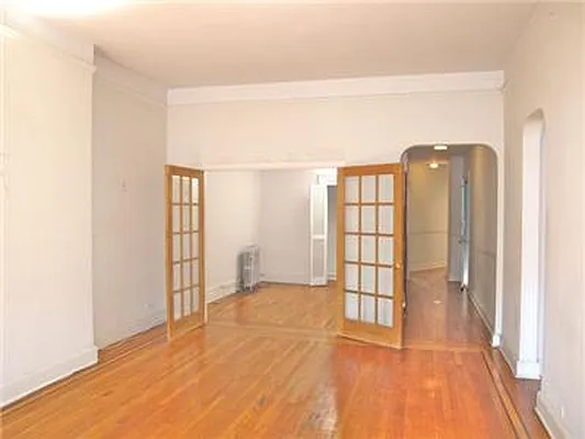 Rented by Barak Realty | media 40