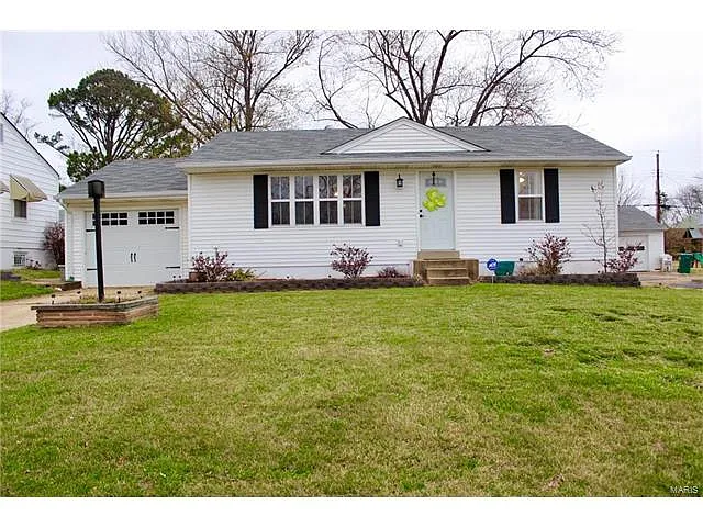 11101 Pine Forest Dr photo 1