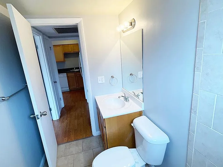 563 Lowell Ave — Photo 22