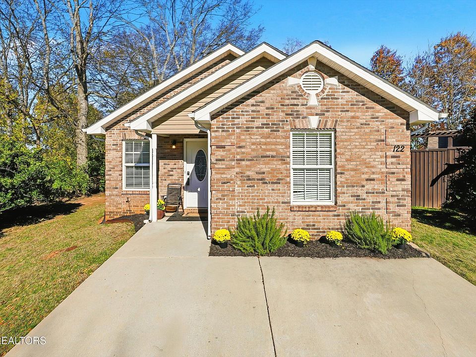 1st image of 122 Dockery Dr