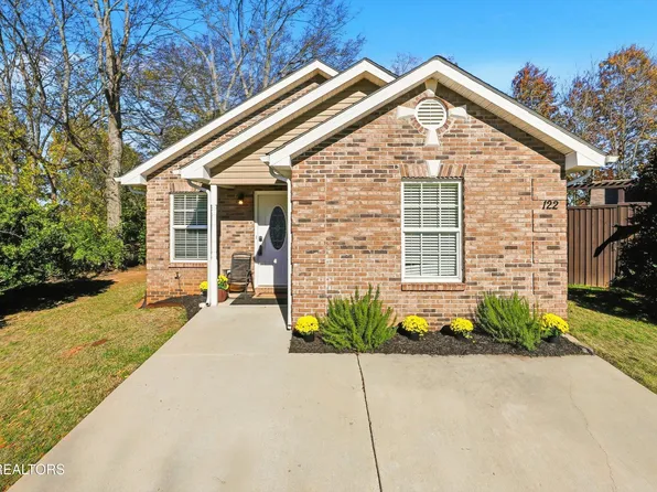 122 Dockery Dr, Maryville, TN 37804