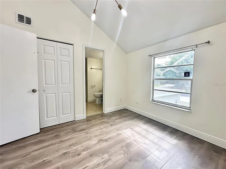 122 S Bulova Dr — Photo 38