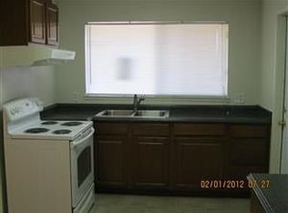 1635 Shirley St, Merced, CA 95341