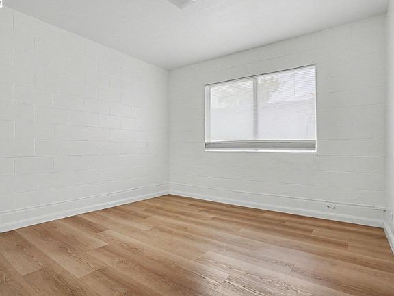 4th image of 1110 Buena Vista Ave #1