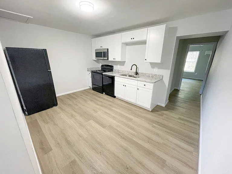 17476 Piney Point Rd — Photo 3