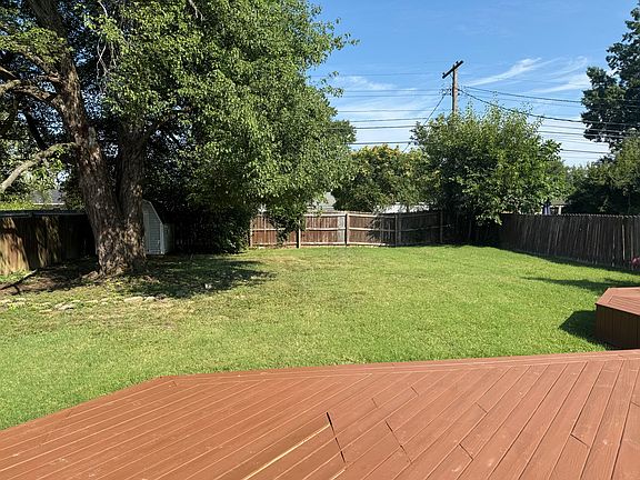 3rd image of 185 Saint Margaret Dr