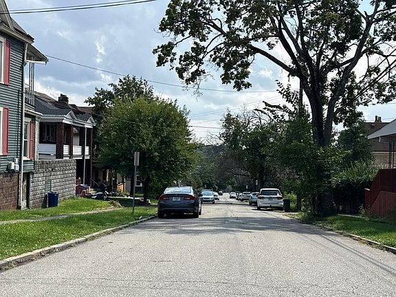 4th image of 46 Harwood St