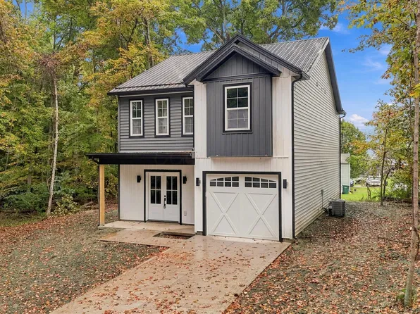 5286 Dahlia Dr NE, Thornville, OH 43076