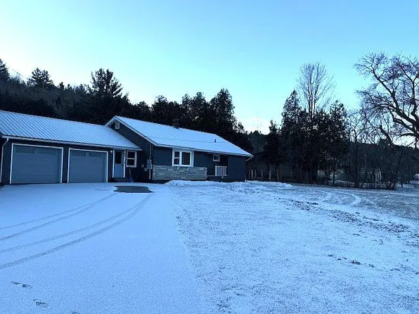 870 S Barre Rd, Barre, VT 05641