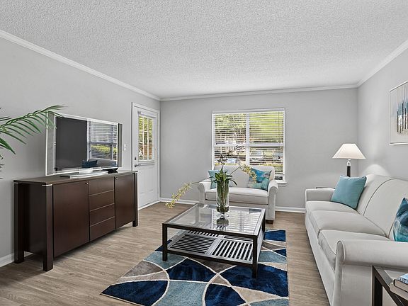 5th image of 50 Evergreen Way #635