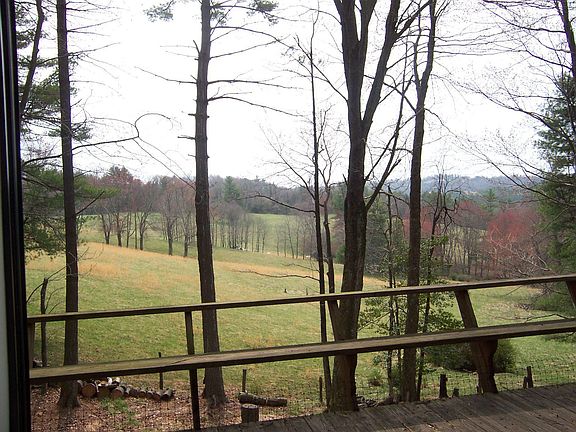 2nd image of 28 Morningstar Dr