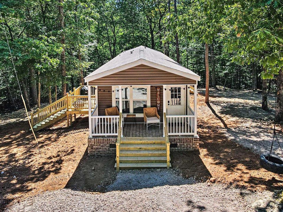 1st image of 24 Port Ln Lot 4