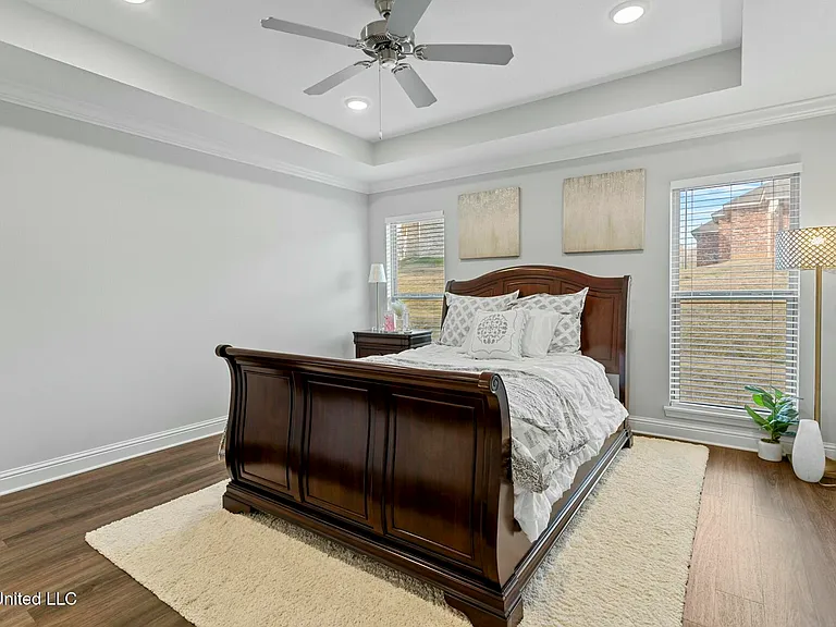 572 Silver Hill Dr — Photo 15