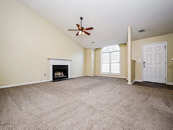 5th image of 190 Windsor Cir