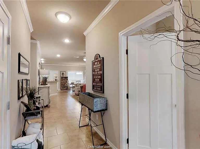 4020 Golden Eagle Dr #B — Photo 9