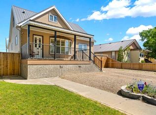 228 S 2nd Ave E, Bow Island, AB T0K0G0