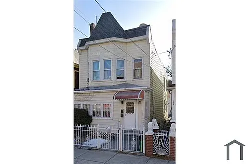 728 E 225th St #2 Photo 1