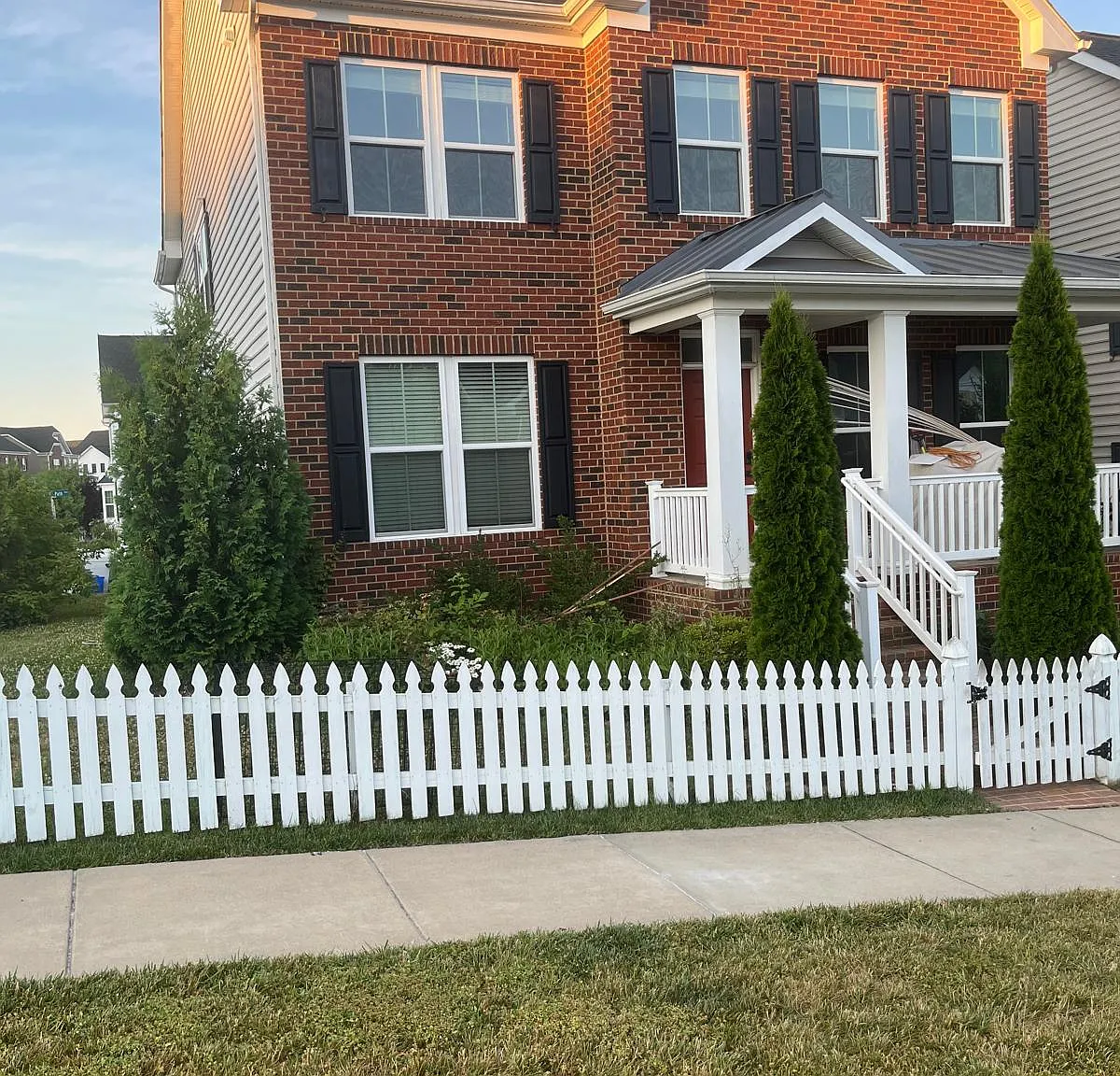 6 bed, 4252 sqft, $4,500 — Photo 1