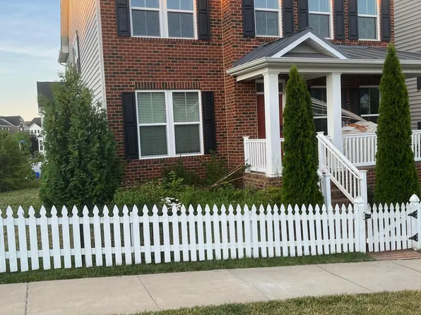 22860 Glacier Lily Dr, Clarksburg, MD 20871