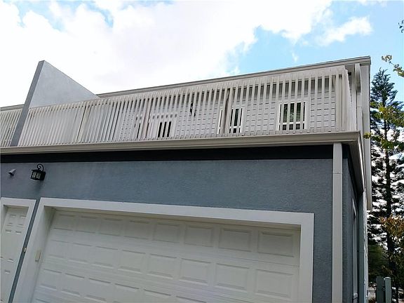 3rd image of 1220 S Bumby Ave