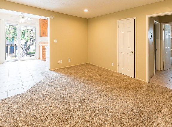 3rd image of 910 Camino Pescadero Unit 19