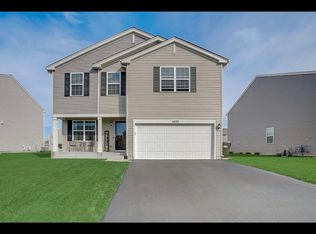 1420 Summit Ln, Pingree Grove, IL 60140