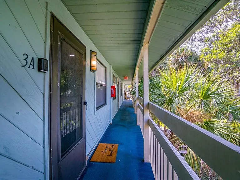 5041 N Beach Rd #3-A — Photo 1